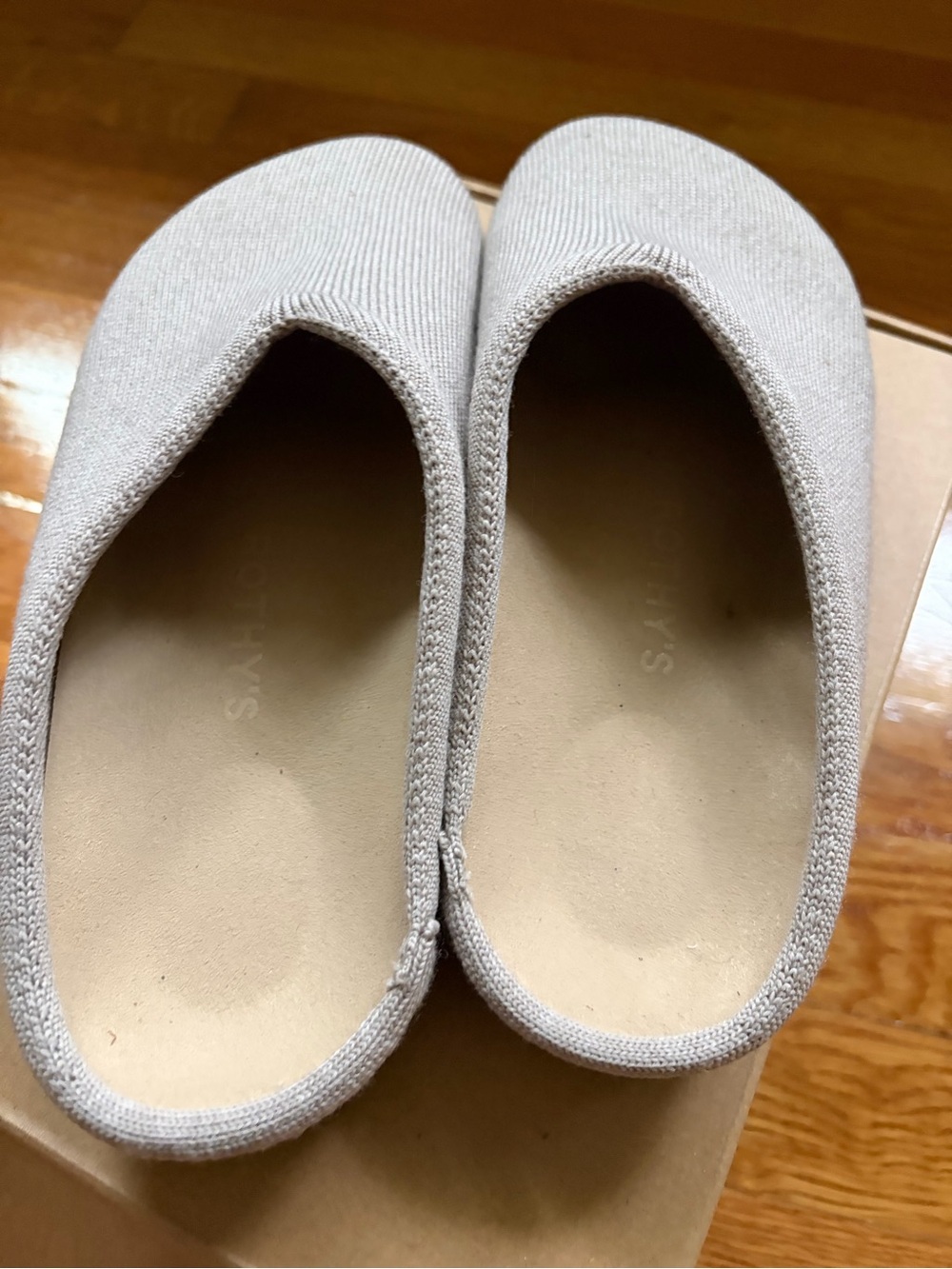 Rothy's Women’s The Casual Clog (Dove) US 7 - Picture 4 of 12